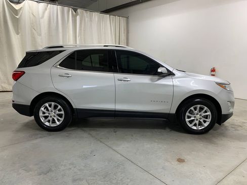 Used 2019 Chevrolet Equinox LT AWD/4WD image 11
