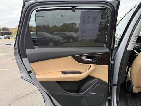 Used 2020 Audi Q7 3.0T Premium Plus w/ Premium Plus Package image 12