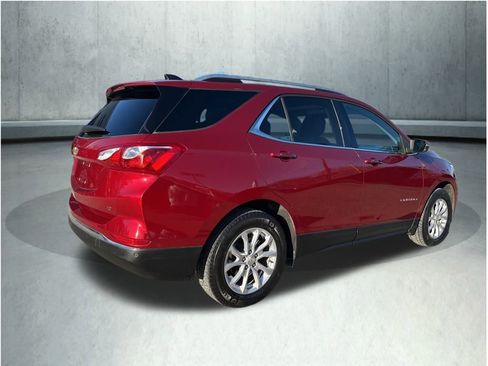 Used 2018 Chevrolet Equinox LT w/ Sun & Infotainment Package image 10