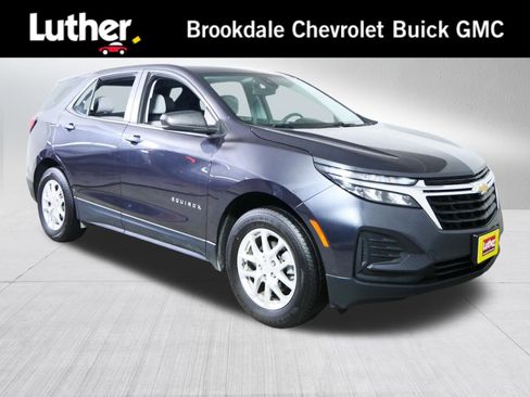 Used 2022 Chevrolet Equinox LS AWD/4WD image 1