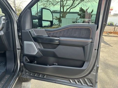 Used 2024 Ford F350 Platinum image 29