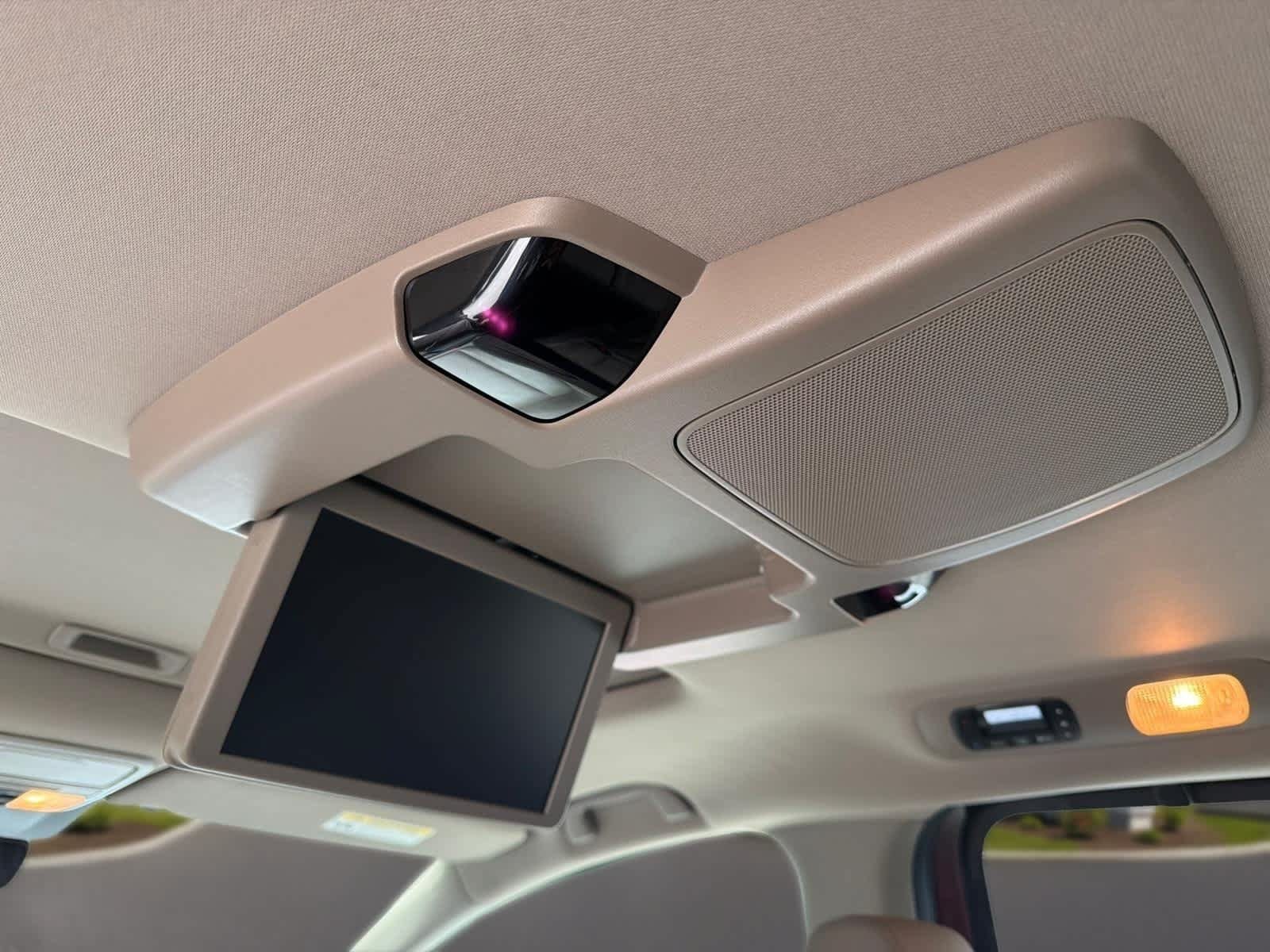 Used 2018 Honda Odyssey EX-L image 32