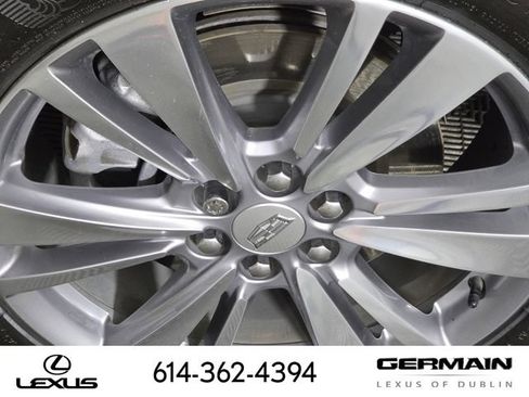 Used 2023 Cadillac XT6 Premium Luxury w/ Technology Package FWD image 12