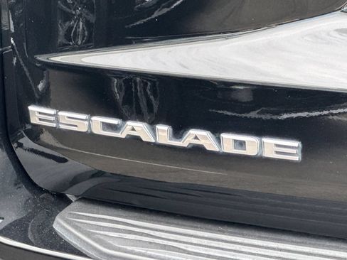 Used 2021 Cadillac Escalade ESV Sport w/ Driver Assist Tech Package AWD/4WD image 48