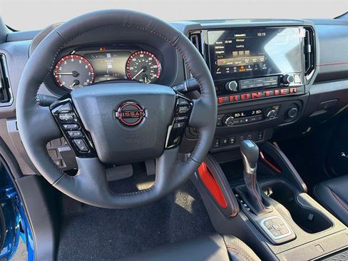 Used 2026 Nissan Frontier PRO-4X w/ Pro Premium Package image 8