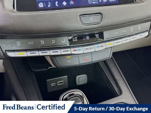 Used 2023 Cadillac XT4 Luxury FWD image 17