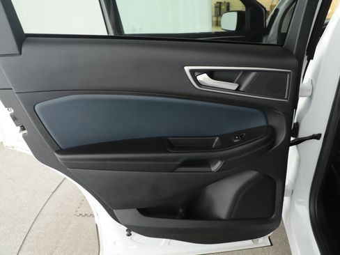 Used 2023 Ford Edge SEL w/ Sport Appearance Package AWD/4WD image 14