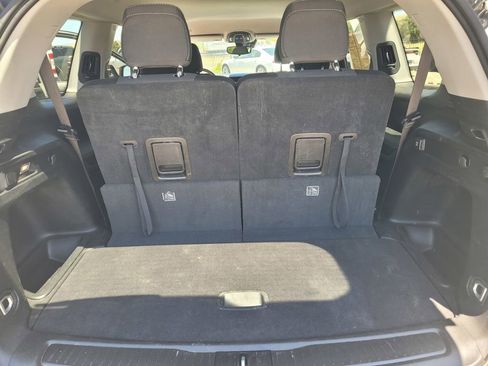 Used 2023 Jeep Grand Cherokee L Laredo AWD/4WD image 23