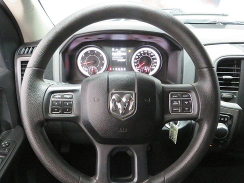 Used 2017 RAM 1500 Express image 16