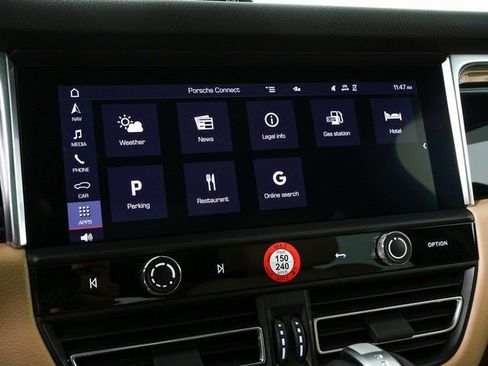 New 2026 Porsche Macan image 16