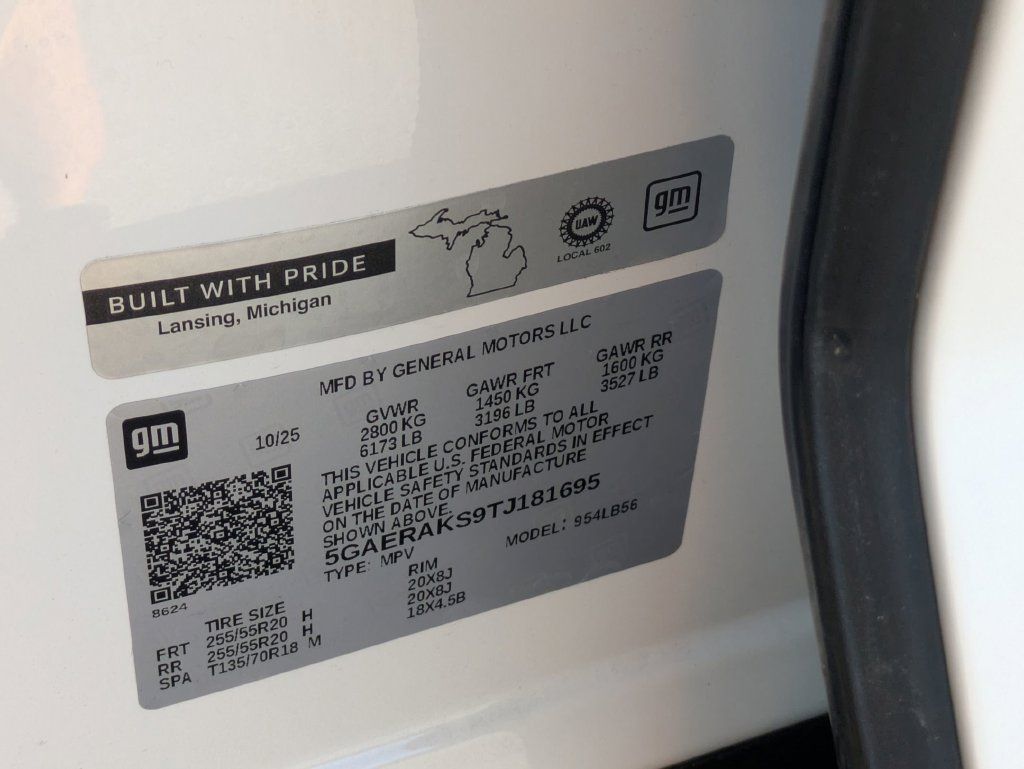 Used 2026 Buick Enclave Preferred FWD image 32