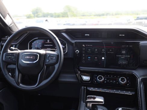 Used 2024 GMC Sierra 1500 AT4X AWD/4WD image 24