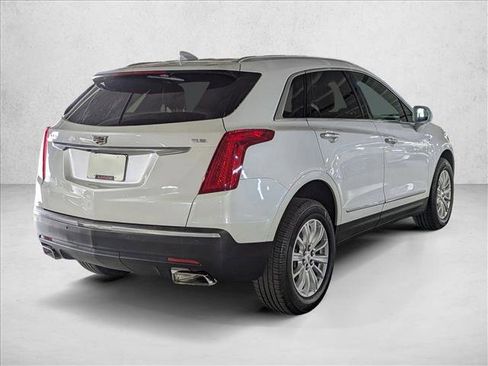 Used 2017 Cadillac XT5 FWD image 5