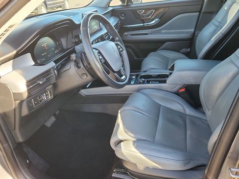 Used 2021 Lincoln Corsair Reserve w/ Equipment Group 201A image 7