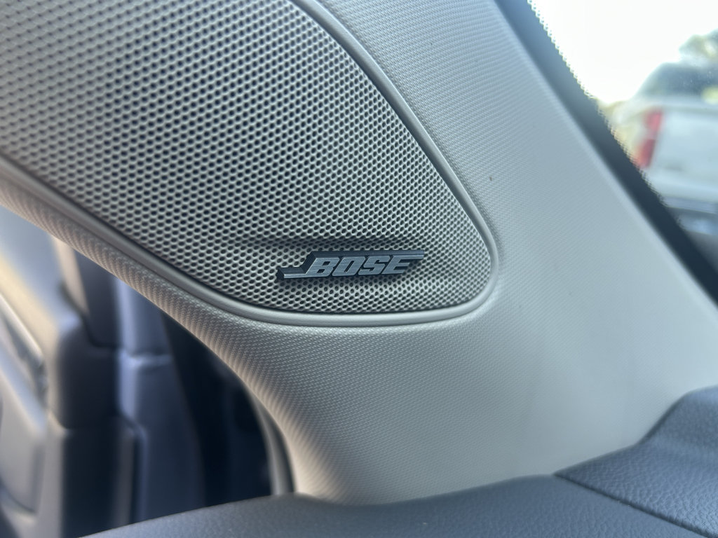 Used 2025 Honda Pilot Elite image 35