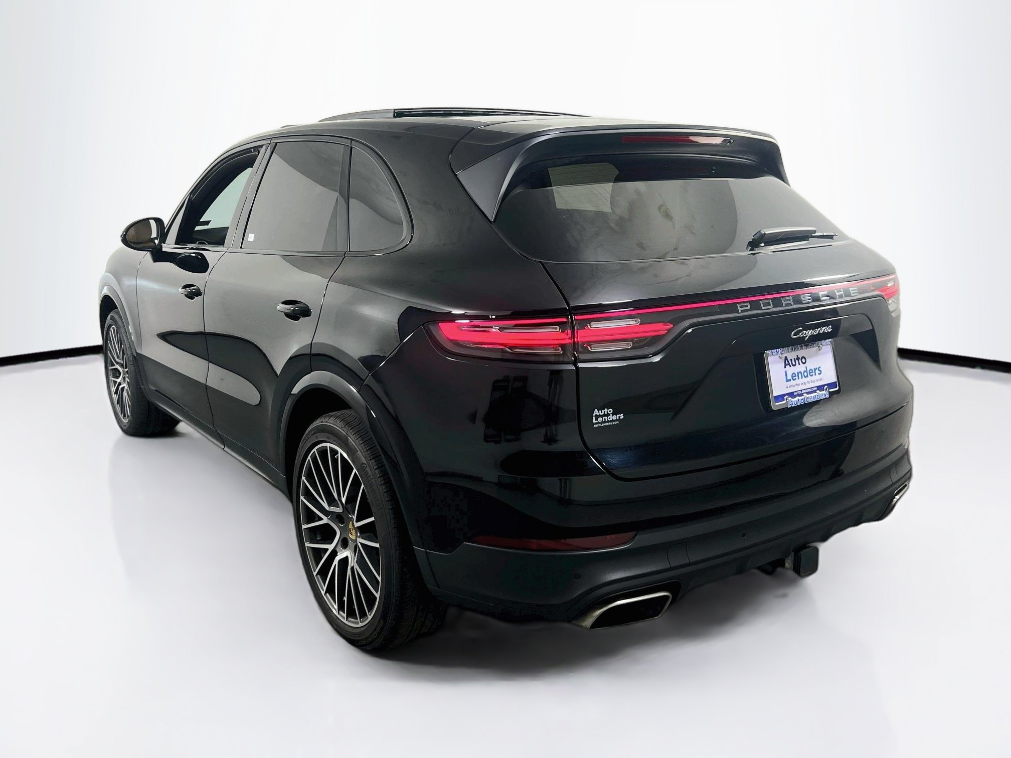 Used 2023 Porsche Cayenne AWD/4WD image 7