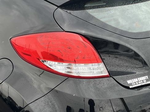 Used 2016 Hyundai Veloster Turbo w/ Option Group 04 image 10