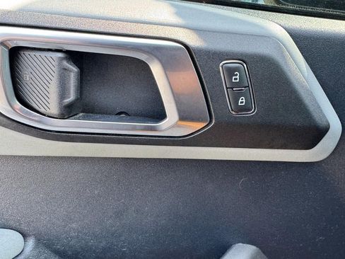 Certified 2022 Ford Bronco Badlands image 15