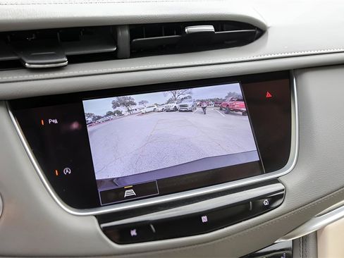 Used 2021 Cadillac XT5 Premium Luxury image 25