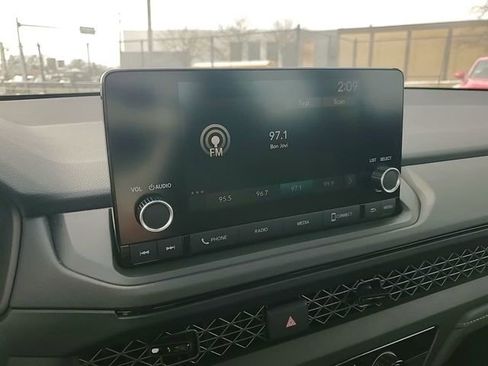 Used 2025 Honda Accord LX image 22