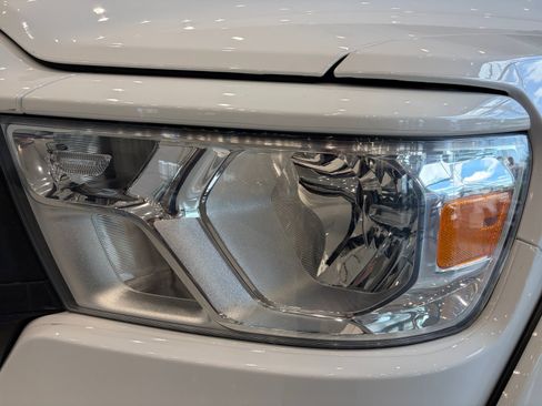 Used 2022 RAM 1500 Big Horn AWD/4WD image 9