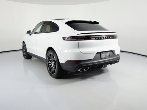 New 2026 Porsche Cayenne S image 8