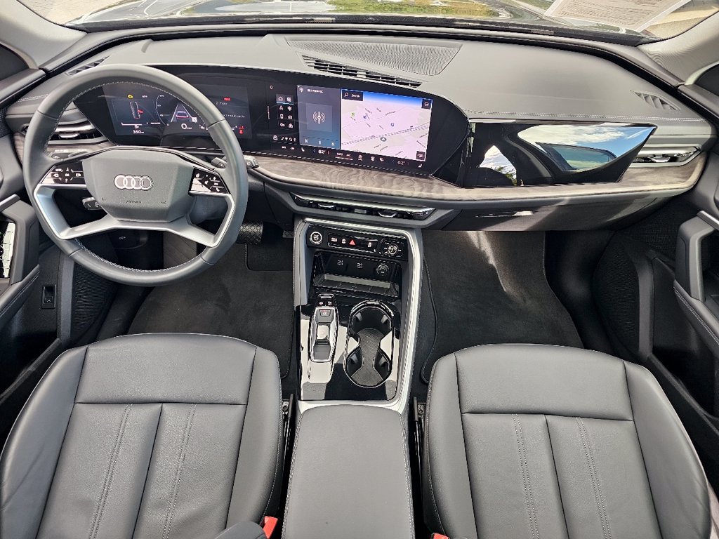 Used 2025 Audi Q5 Premium w/ Convenience Package AWD/4WD image 4