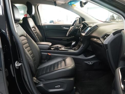 Used 2016 Ford Edge SEL w/ Equipment Group 201A AWD/4WD image 27