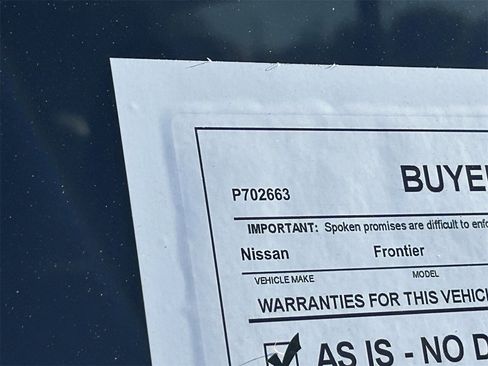 Certified 2020 Nissan Frontier SV w/ Midnight Edition Floor Mats image 36