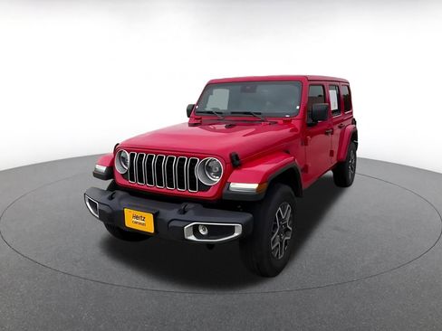 Used 2025 Jeep Wrangler Unlimited Sahara AWD/4WD image 7