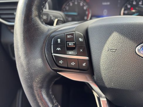 Used 2020 Ford Explorer Limited image 26