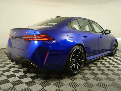 New 2026 BMW M5 w/ Carbon Package image 3