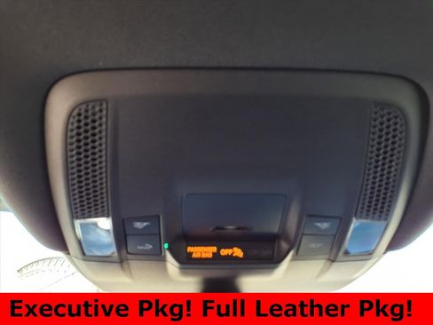 Used 2023 Audi e-tron GT Premium Plus image 28