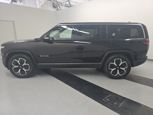 Used 2024 Rivian R1S Adventure AWD/4WD image 2