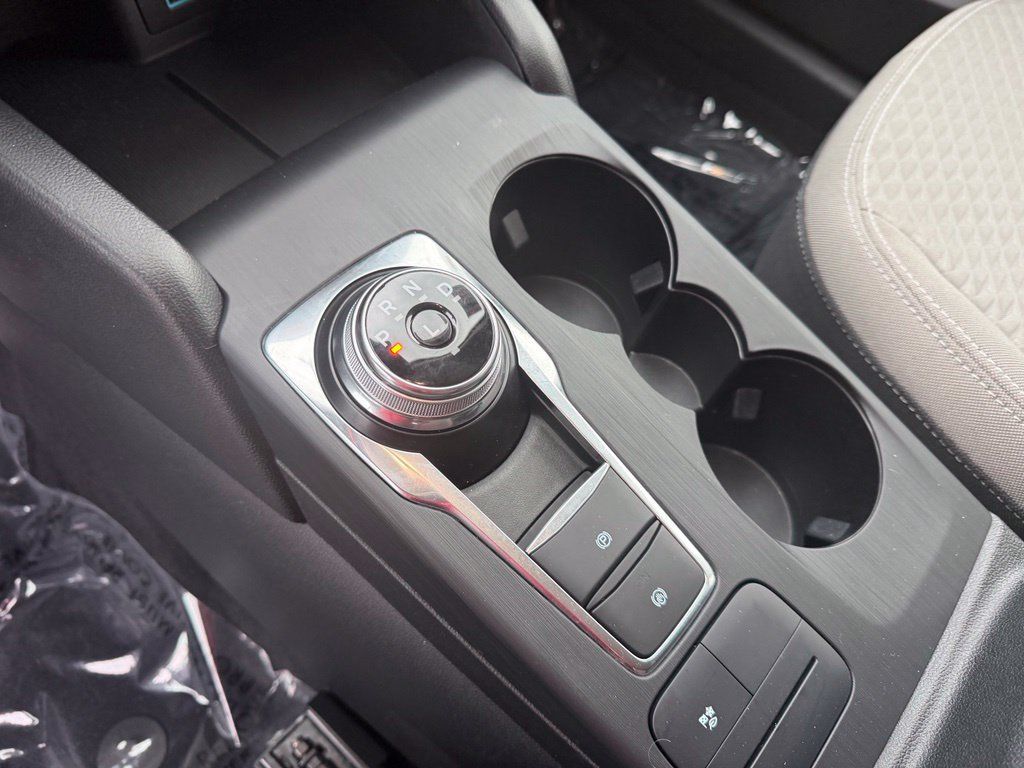 Used 2020 Ford Escape SE Sport FWD image 19