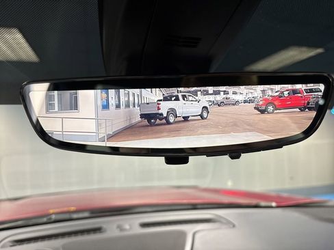 Certified 2021 Chevrolet Suburban Premier w/ Premium Package image 39