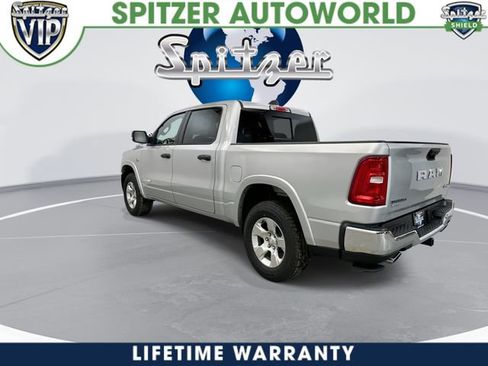 New 2026 RAM 1500 4x4 Crew Cab image 7