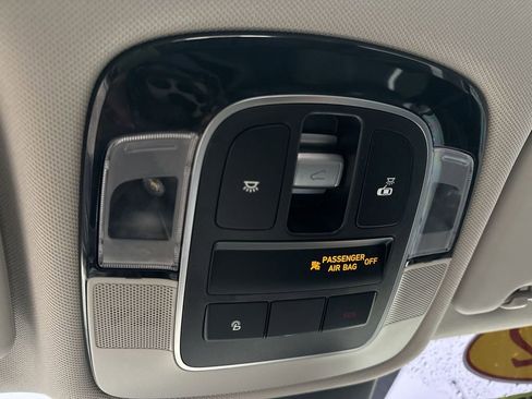 Used 2022 Hyundai Tucson Limited image 37