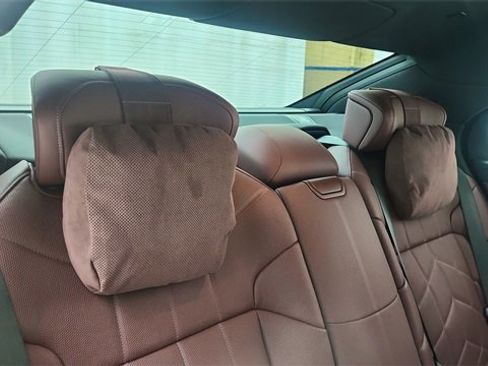 Used 2025 BMW i7 eDrive50 image 27