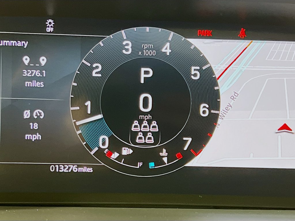 Used 2025 Land Rover Discovery S AWD/4WD image 12