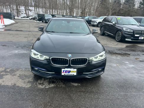 Used 2017 BMW 330i xDrive Sedan image 9