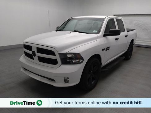 Used 2017 RAM 1500 Express w/ Express Value Package RWD image 1