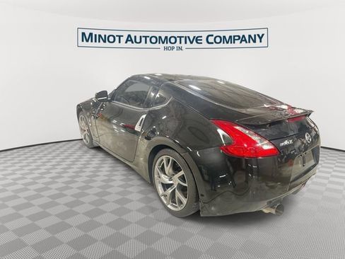 Used 2015 Nissan 370Z w/ Sport Package image 6