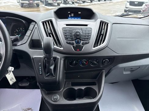 Used 2018 Ford Transit 350 XLT image 7