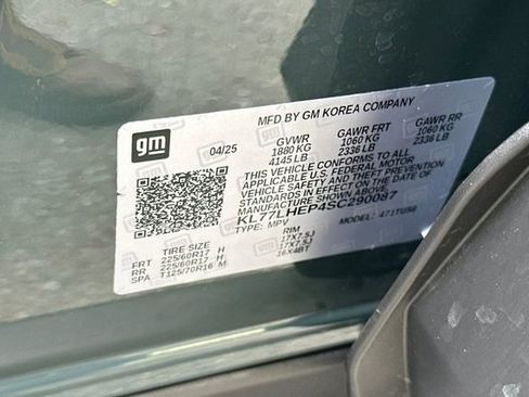 Used 2025 Chevrolet Trax LT w/ Driver Confidence Package image 54