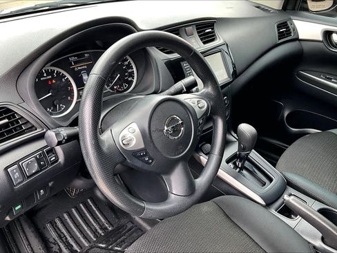 Used 2019 Nissan Sentra S image 16