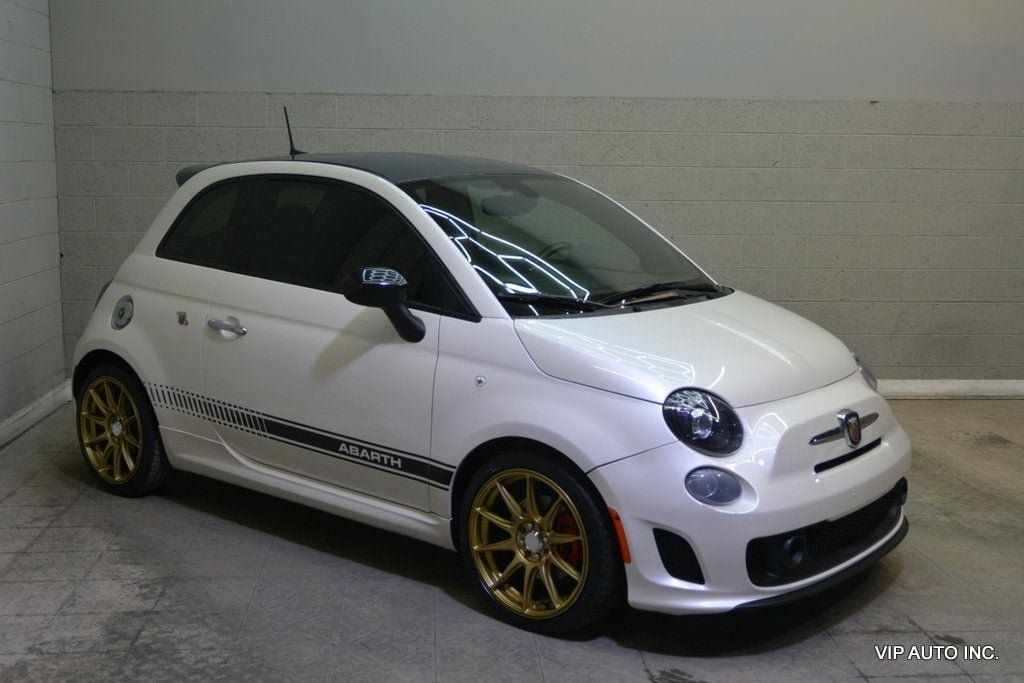 Used 2018 FIAT 500 Abarth w/ Popular Equipment Package FWD image 4