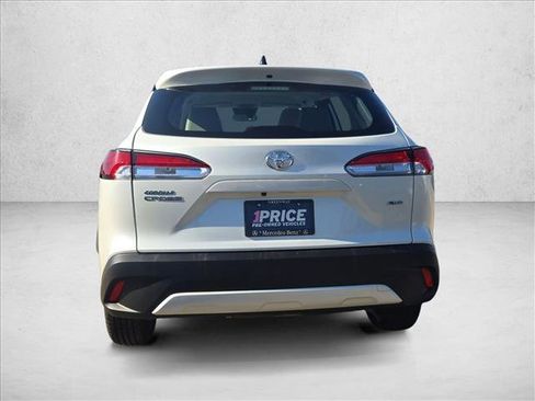 Used 2024 Toyota Corolla Cross L AWD/4WD image 7