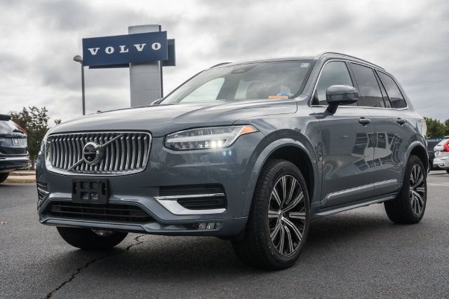 Certified 2023 Volvo XC90 B6 Plus w/ Protection Package Premier AWD/4WD image 3