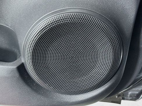 Used 2024 Nissan Kicks S image 18